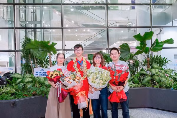 Phú Thọ giữ vững vị thế tốp đầu về chất lượng giáo dục THPT