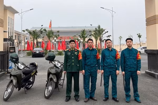 Ban CHQS xã Thổ Tang chủ động tuần tra, kiểm soát bảo đảm an ninh chính trị, TT ATXH trên địa bàn.