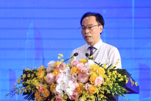Bộ trưởng Bộ GD&ĐT Hoàng Minh Sơn trao đổi tại chương trình Thủ tướng Chính phủ đối thoại với thanh niên năm 2026. Ảnh: Chinhphu.vn/Nhật Bắc