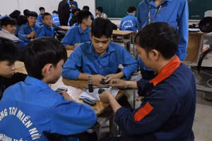 Giờ thực hành tại Trường Trung cấp nghề miền núi Thanh Hóa