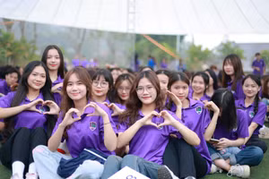Sinh viên Trường ĐH Giáo dục, ĐHQG Hà Nội.