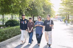 Bốn anh em họ có cùng sự lựa chọn cho hành trình ĐH.