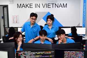Thu hút và trọng dụng nhân tài trong các ngành, lĩnh vực mũi nhọn, phục vụ đất nước phát triển nhanh, bền vững
