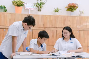 Điều chỉnh mức trần học phí chương trình đào tạo CĐ, trung cấp, trung học nghề đạt mức kiểm định chất lượng.