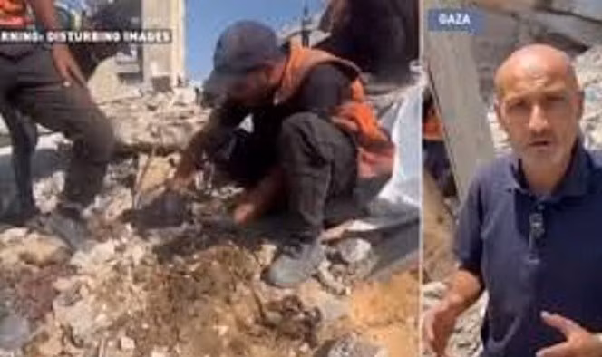 Phóng viên RT Rami Almughari tại hiện trường tìm kiếm những người bị chôn vùi trong đống đổ nát.