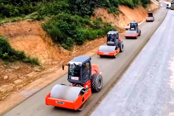 Giao thông mở đường cho phát triển bền vững ở Tuyên Quang