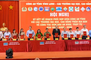 Ký kết thực hiện kế hoạch phối hợp giữa Công an tỉnh Vĩnh Long với các trường ĐH, CĐ giai đoạn 2025 - 2030.