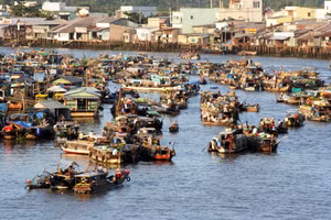 Chợ nổi Cái Răng, TP Cần Thơ.