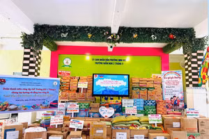 Với tinh thần “Lan tỏa yêu thương - kết nối trái tim”, Trường Mầm non 2 Tháng 9 san sẻ khó khăn cùng đồng bào bị lũ lụt.