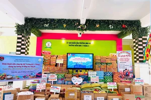 Với tinh thần “Lan tỏa yêu thương - kết nối trái tim”, Trường Mầm non 2 Tháng 9 san sẻ khó khăn cùng đồng bào bị lũ lụt.