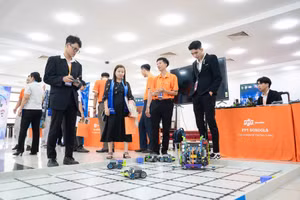 Trình diễn STEM tại hội thảo tại tỉnh Sóc Trăng.