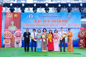 Trường ĐH Đồng Tháp đón chứng nhận UPM 5 sao. 