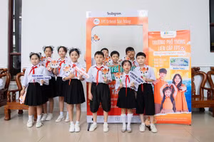 Học sinh Tiểu học tỉnh Sóc Trăng trải nghiệm tại Hội thảo Giáo dục STEM "Khơi nguồn sáng tạo".