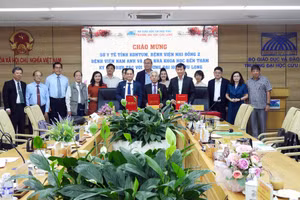 Trường ĐH Cửu Long ký Biên bản ghi nhớ hợp tác toàn diện với Sở Y tế tỉnh Kon Tum và Bệnh viện Nhi đồng 2.