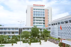 Trường ĐH Xây dựng Miền Tây.