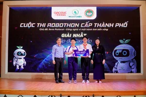 Học sinh đạt giải Cuộc thi Robothon cấp thành phố năm 2025.