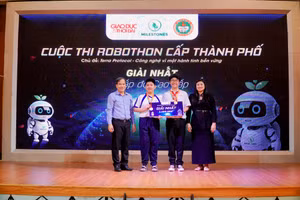 Học sinh đạt giải Cuộc thi Robothon cấp thành phố năm 2025.
