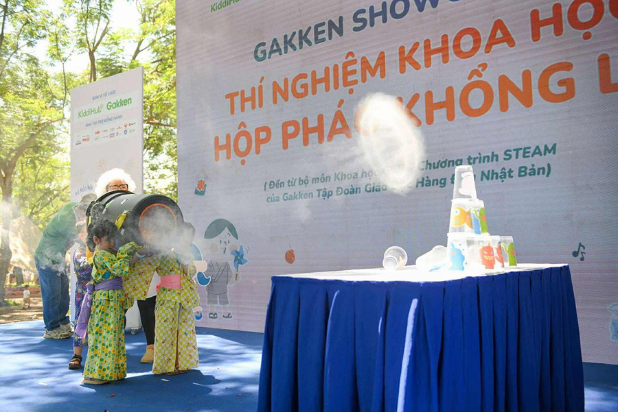 Đại diện Gakken Việt Nam (đơn vị đồng tổ chức) cho biết, chuỗi hoạt động tại ngày hội - từ chương trình Gakken STEAM phát triển toàn diện đến Gakken Classroom, chương trình toán tư duy nổi tiếng tại Nhật Bản - được thiết kế nhằm mang lại cho phụ huynh và trẻ cơ hội trực tiếp khám phá và cảm nhận giá trị giáo dục Nhật Bản. 10.jpg