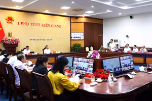 Toàn cảnh cuộc họp Ban Chỉ đạo thực hiện chính sách BHXH, BHYT, BHTN tỉnh Kiên Giang.