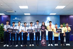 Trao giải cuộc thi trưng bày sản phẩm STEM.