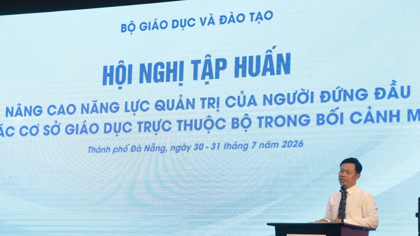 Thứ trưởng Lê Quân phát biểu khai mạc Hội nghị.