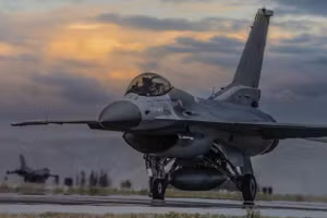 Chiến đấu cơ F-16 do Mỹ sản xuất đã hiện diện ở Ukraine