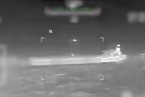 Mỹ tịch thu thêm một tàu chở dầu mang cờ nước ngoài ở vùng biển Caribbe, ngày 15/1/2026.