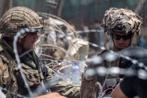 Hơn 100 điệp viên và lính biệt kích Anh bị lộ thông tin trong vụ rò rỉ dữ liệu.