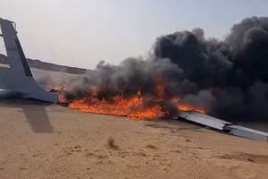 Một UAV do Saudi Arabia vận hành bị lực lượng Houthi bắn hạ ở Yemen.