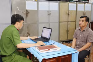 Nguyễn Quyết Thắng tại cơ quan điều tra. (Ảnh: Xuân Lương)