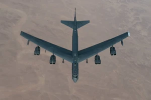 Máy bay B-52H Stratofortress của Không quân Mỹ tuần tra trên bầu trời Syria, ngày 6/12/2024.