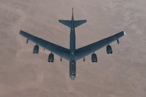 Máy bay B-52H Stratofortress của Không quân Mỹ tuần tra trên bầu trời Syria, ngày 6/12/2024.