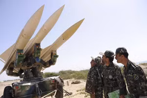 Iran được cho là đang cân nhắc lại kế hoạch tấn công nhiều hướng vào Israel