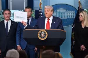 Tổng thống Mỹ Donald Trump phát biểu trong cuộc họp báo tại Nhà Trắng ở Washington DC, ngày 11/8/2025.