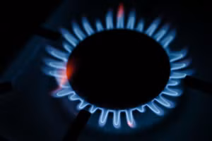 Lo ngại thêm trầm trọng khi giá khí đốt châu Âu tăng vọt.