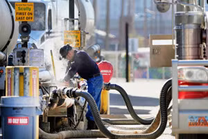 Moscow cảnh báo giá khí đốt toàn cầu sẽ tăng vọt nếu EU loại bỏ dần việc nhập khẩu từ Nga.