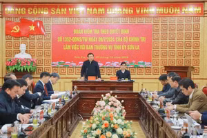 Đoàn công tác làm việc với Ban Thường vụ tỉnh Sơn La.