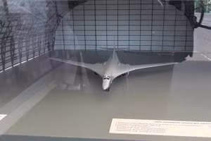 Nga xây hầm trú ẩn cho Tu-160 trước khi Ukraine tiến hành Chiến dịch Mạng nhện hôm 1/6/2025.