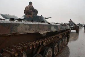 Lực lượng của Mỹ được nhìn thấy rút quân khỏi căn cứ Al-Tanf ở Syria, hôm 12/2.