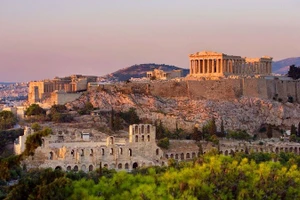 Lần đầu tiên sau 200 năm, đền Parthenon - kiệt tác cổ đại của Hy Lạp, có thể được du khách chiêm ngưỡng mà không bị cản trở.