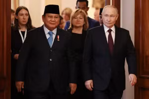 Tổng thống Indonesia Prabowo Subianto (trái) và Tổng thống Nga Vladimir Putin tại Điện Kremlin, ngày 13/4/2026.