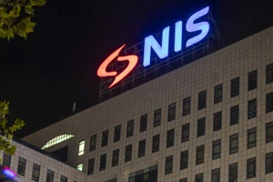 Tòa nhà NIS tại Novi Sad, Serbia.