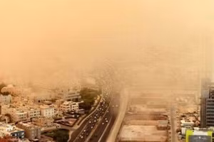 Thành phố Kuwait đang trải qua đợt nắng nóng cực độ.