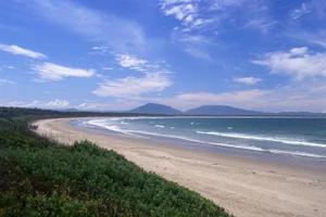 Crowdy Bay, miền đông Australia, nơi du khách thiệt mạng do bị cá mập cắn, ngày 27/11/2025.