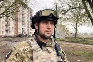 Chỉ huy lực lượng phản ứng nhanh Akhmat của Nga, tướng Apty Alaudinov.