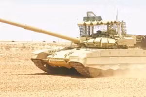 Xe tăng chiến đấu chủ lực T-72B3M của LNA.