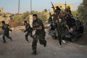Giao tranh ác liệt giữa SDF và SNA bắt đầu ở bắc Syria, ngày 5/10/2025.