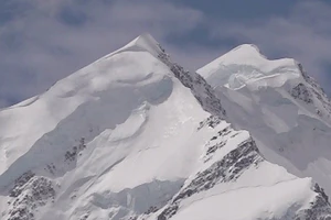 Nhiều người leo núi đã bỏ mạng trên ngọn núi cao nhất New Zealand - Núi Cook, nơi thường xuyên xảy ra lở đá và tuyết lở ở độ cao lớn.