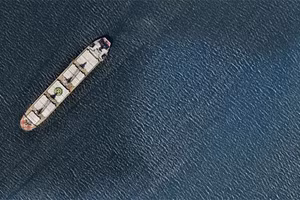 Tàu MT Terra Nova chở gần 1,5 triệu lít dầu trước khi bị chìm ở Vịnh Manila của Philippines