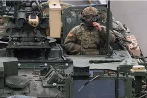 Lực lượng quân đội Mỹ.